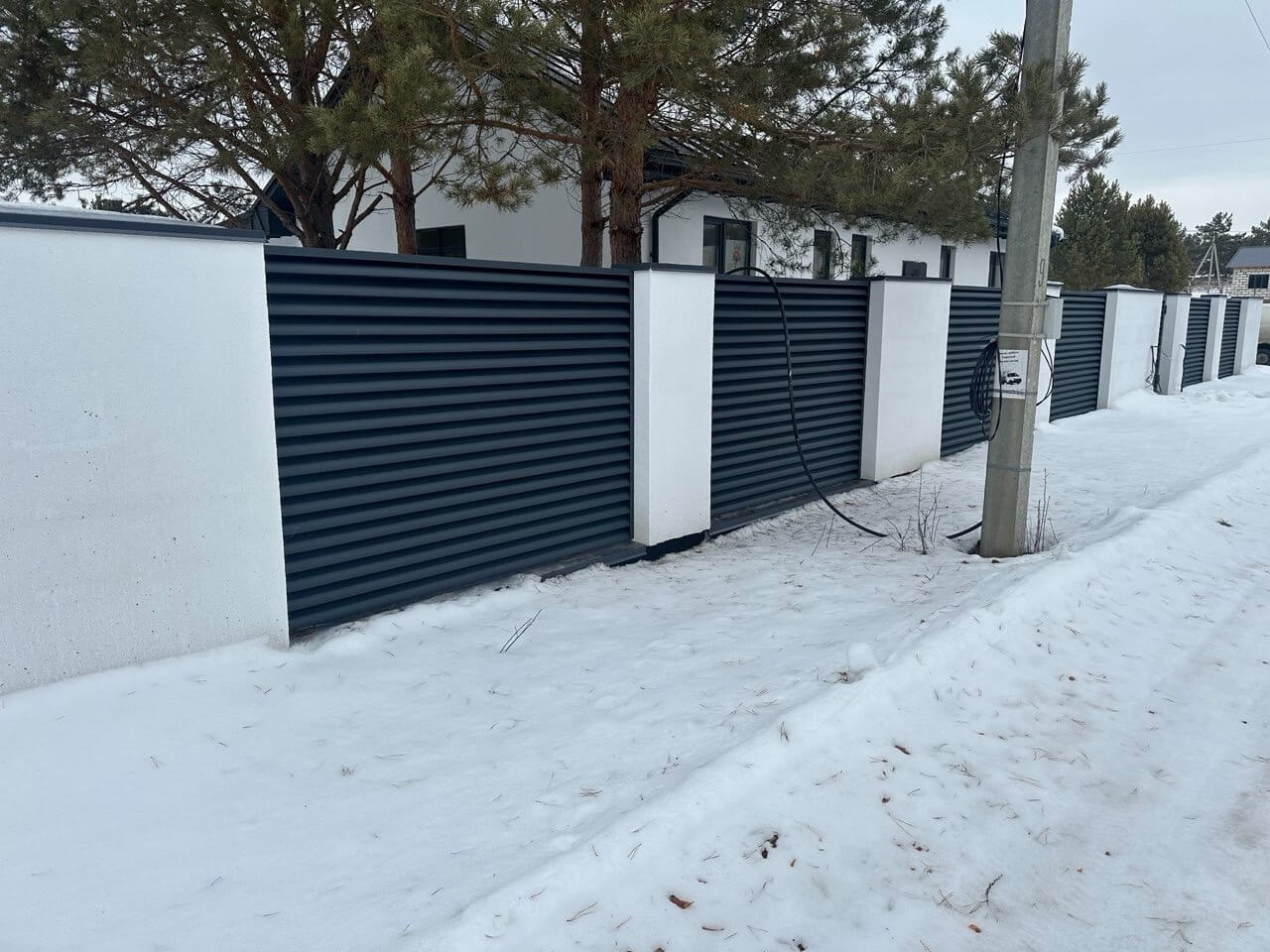 Забор-жалюзи 76м RAL7024/7024 Серый Графит двусторонний МАТТЕ фото 3 в Красногорске