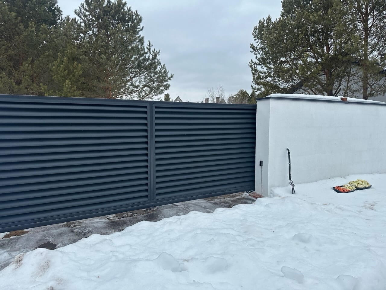 Забор-жалюзи 76м RAL7024/7024 Серый Графит двусторонний МАТТЕ фото 2 в Красногорске